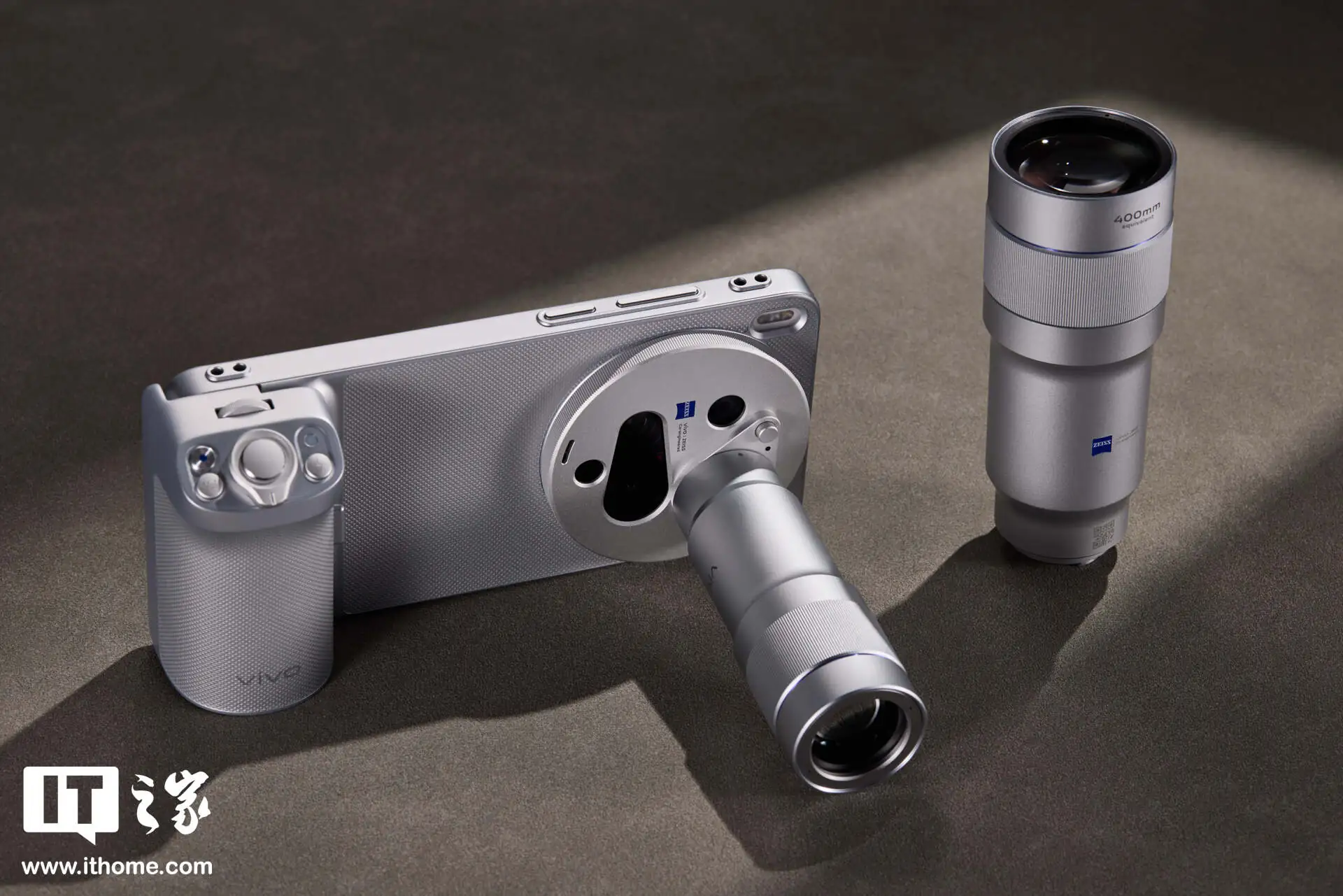 vivo X300 Ultra 摄影师套装图赏：用专业相机思路打造的“专业 V 单”