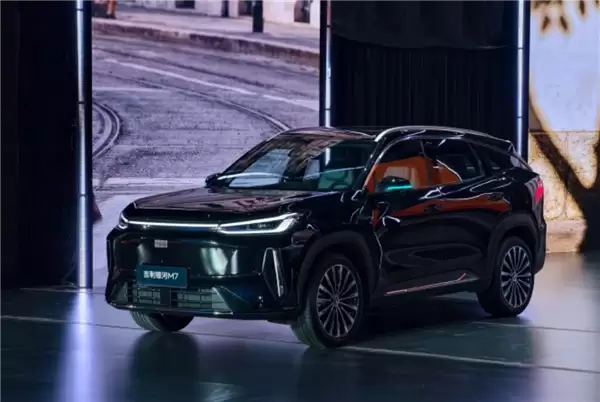 10.98万起！吉利银河M7远航家上市：全系纯电续航225km